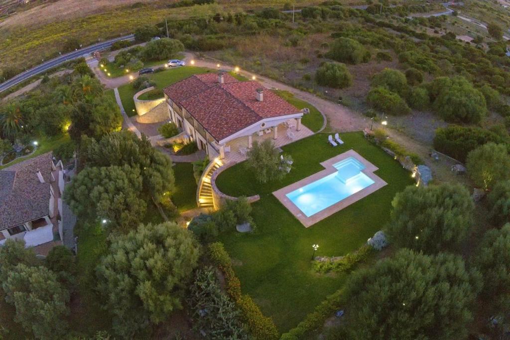 Villa Janas Luxury Villa Surrounded By Large Park, Swimming Pool, Parking And Wifi Alghero Exterior foto