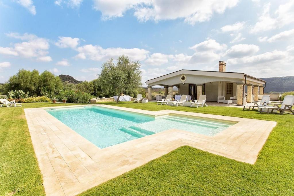 Villa Janas Luxury Villa Surrounded By Large Park, Swimming Pool, Parking And Wifi Alghero Exterior foto