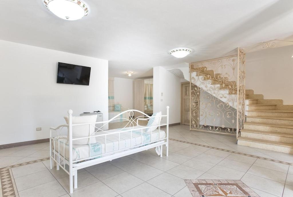 Villa Janas Luxury Villa Surrounded By Large Park, Swimming Pool, Parking And Wifi Alghero Exterior foto